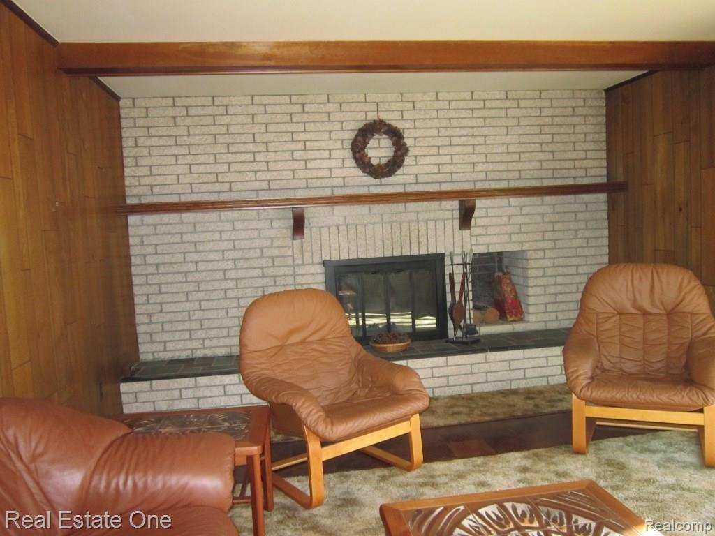 3775 Terrybrook Road West Bloomfield, MI 48322 - Photo 10 of 37 brick fireplace.JPG