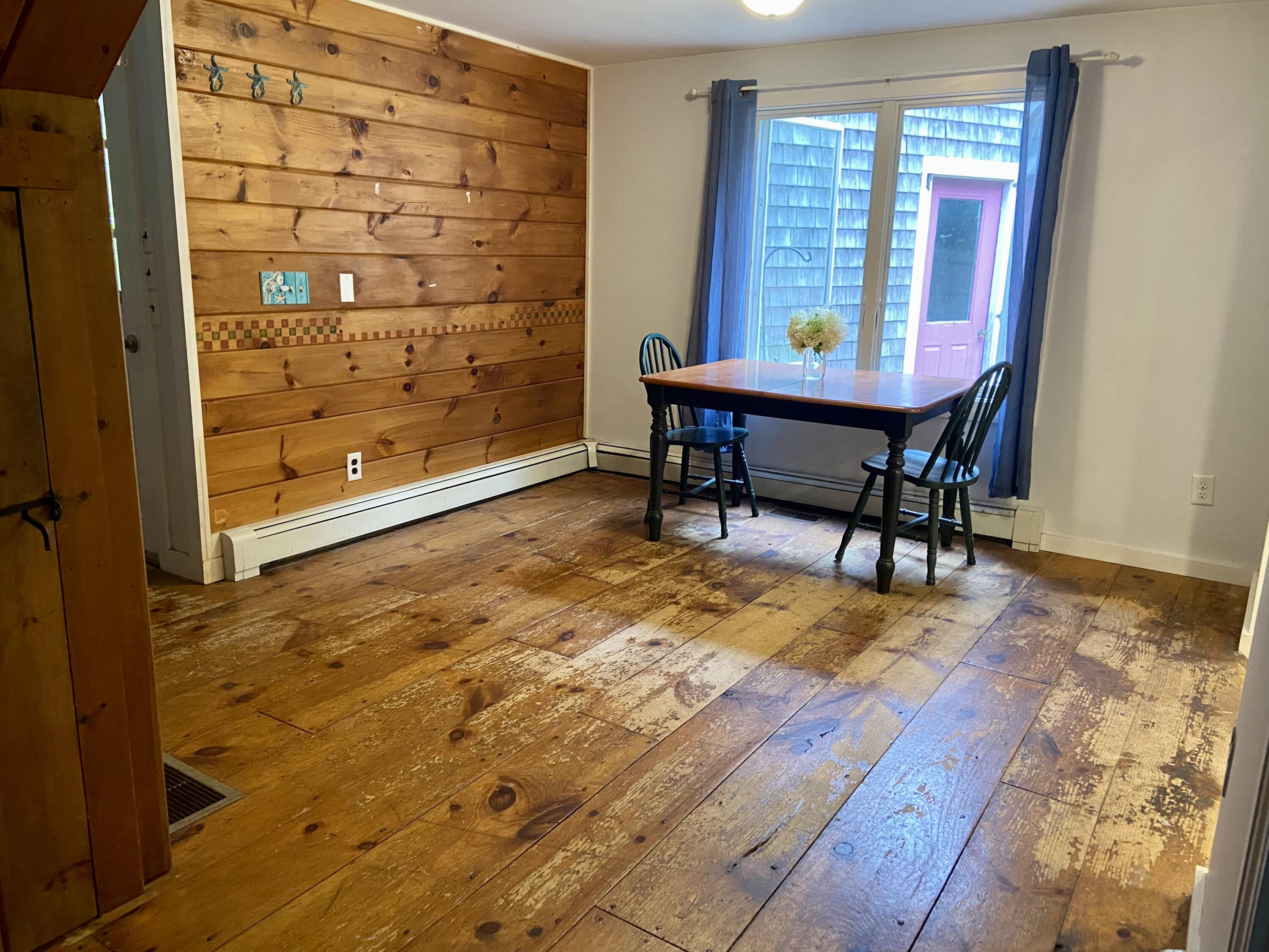 43 Bay Road Harwich, MA 02645 - Photo 4 of 24 a workspace with furniture and window