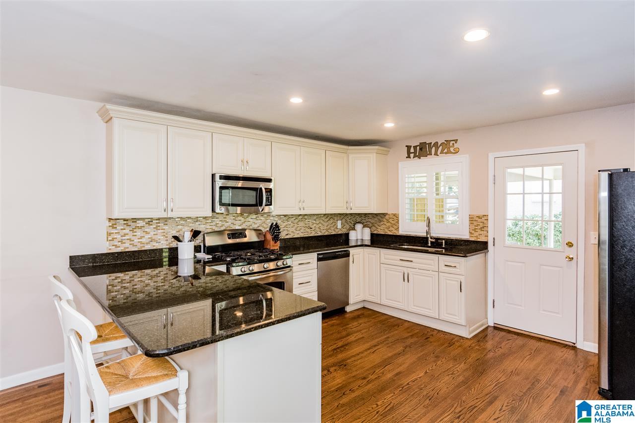 2321 Empire Road Birmingham, AL 35226 - Photo 3 of 32