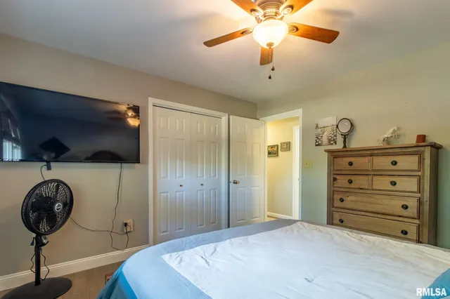 $250,000 | 1224 West Calhoun Street, Macomb, IL 61455