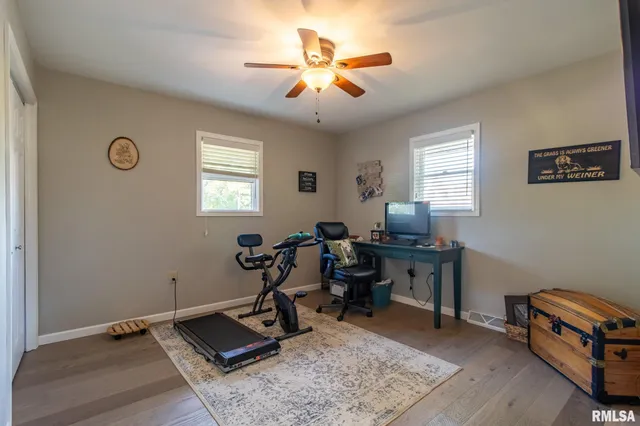 $250,000 | 1224 West Calhoun Street, Macomb, IL 61455