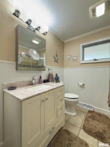 $250,000 | 1224 West Calhoun Street, Macomb, IL 61455