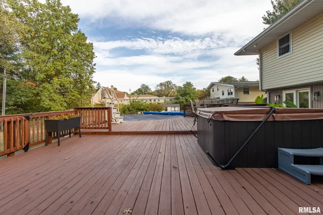 $250,000 | 1224 West Calhoun Street, Macomb, IL 61455