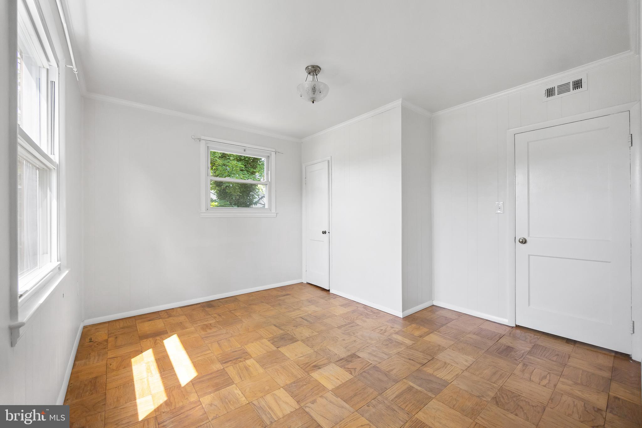 733 Cliffedge Road Baltimore, MD 21208 - Photo 20 of 46