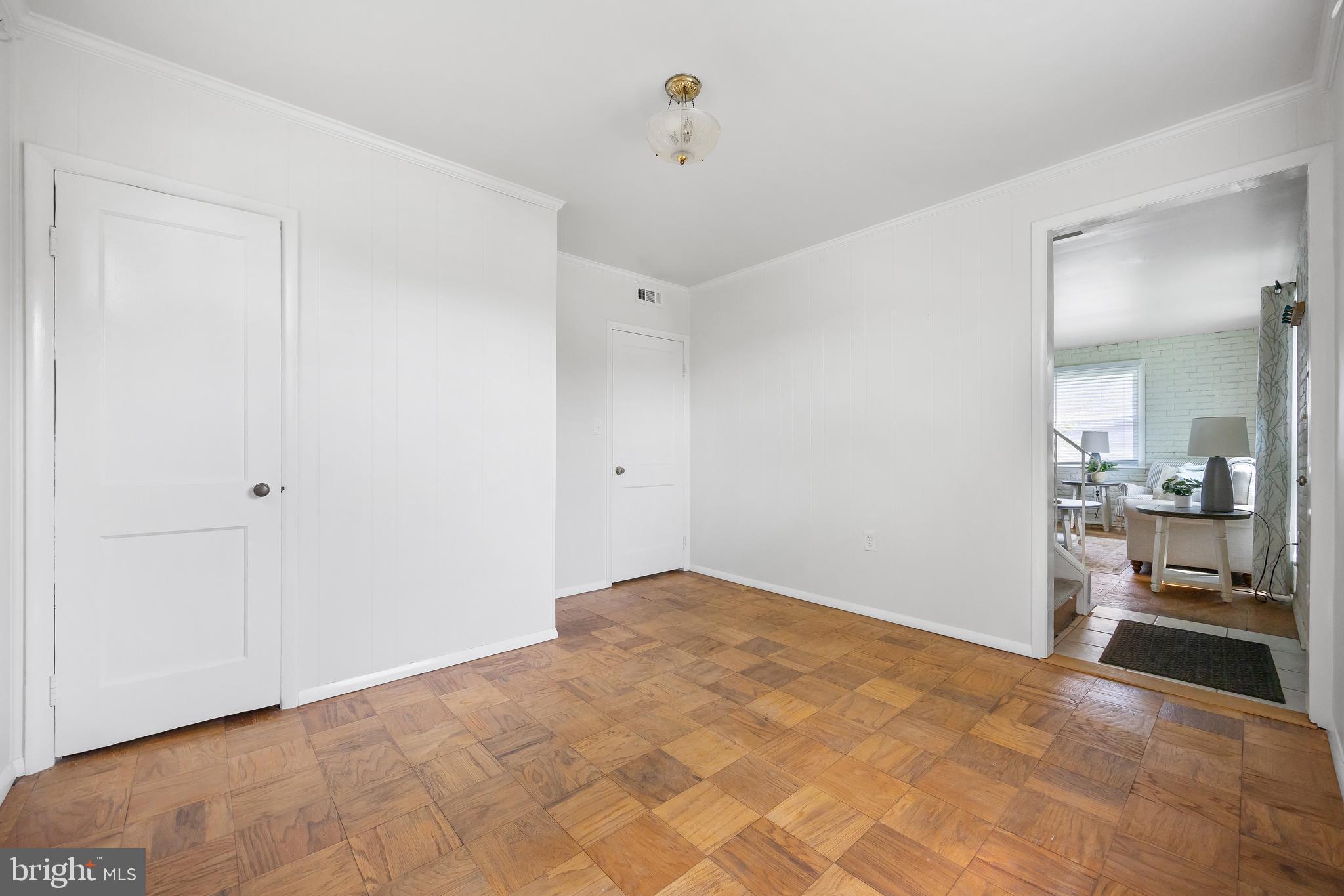 733 Cliffedge Road Baltimore, MD 21208 - Photo 21 of 46