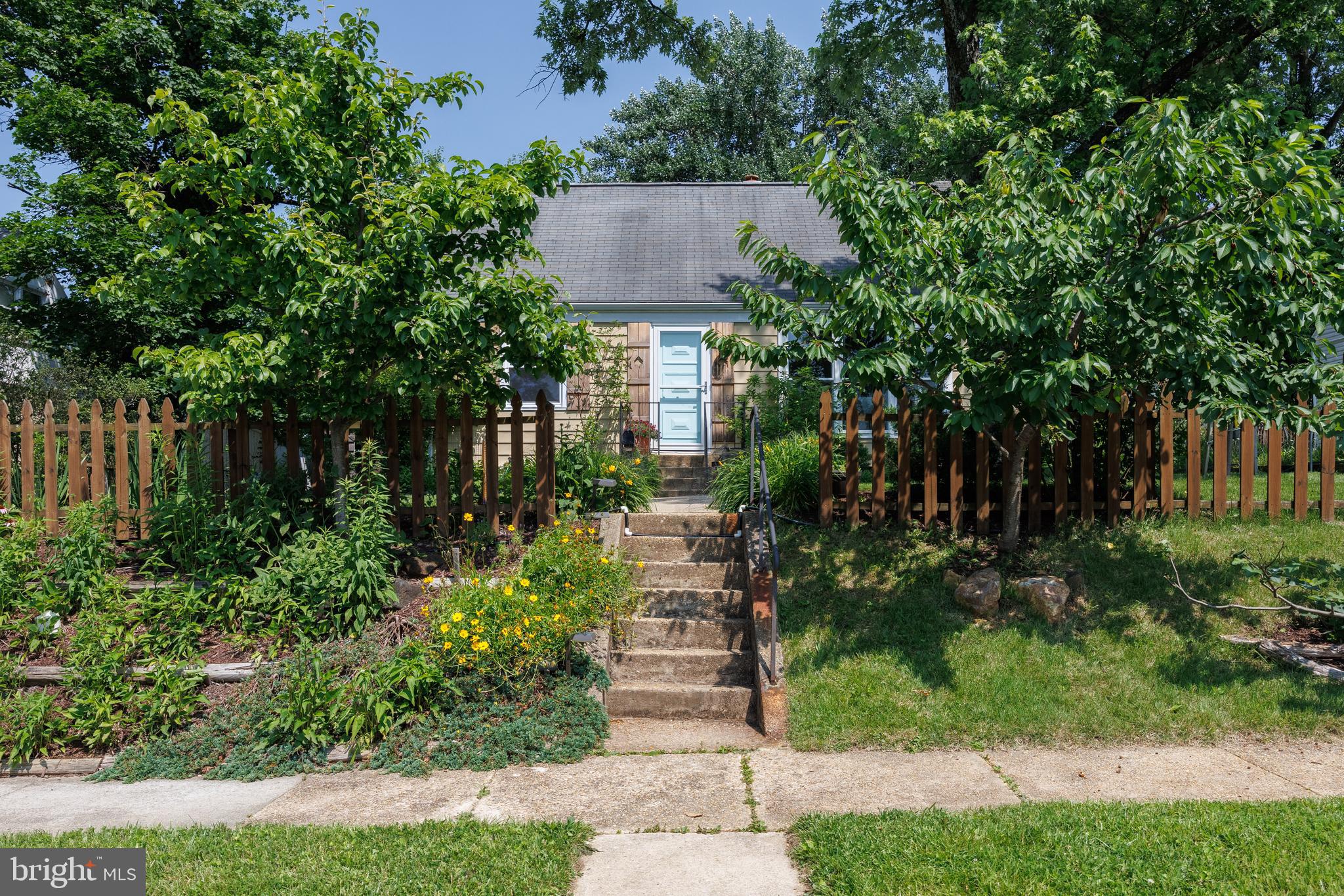 733 Cliffedge Road Baltimore, MD 21208 - Photo 32 of 46