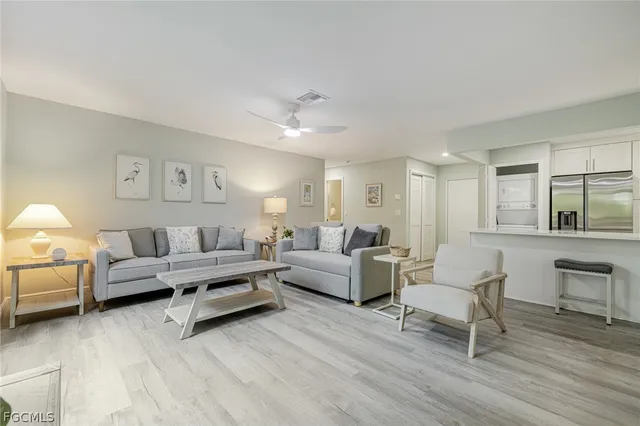 $589,000 | 5117 Sea Bell Road, Unit E109, Sanibel, FL 33957