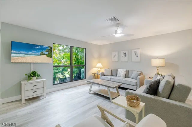 $589,000 | 5117 Sea Bell Road, Unit E109, Sanibel, FL 33957