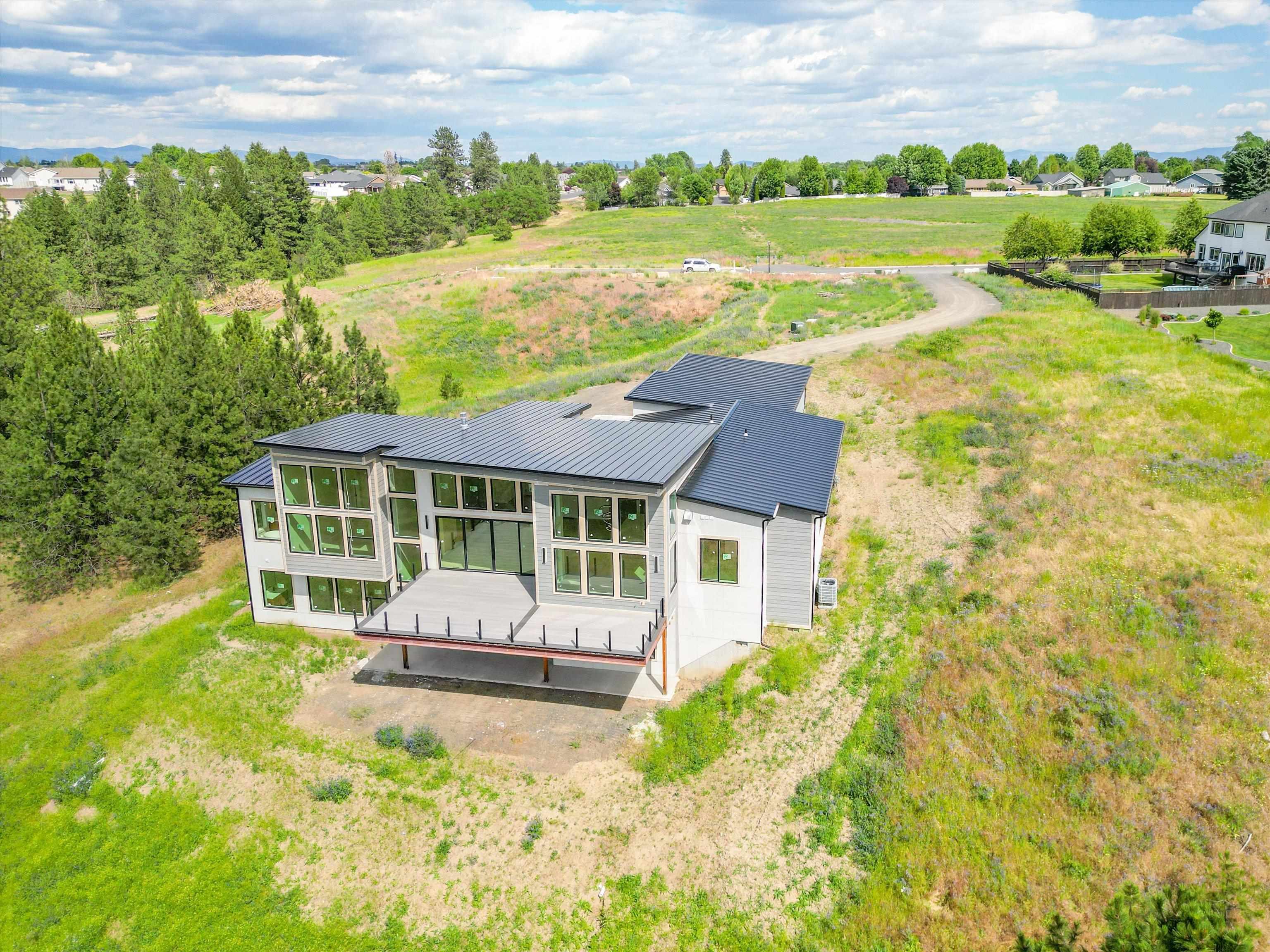 8905 North Rustle Road Spokane, WA 99208 - Photo 4 of 45