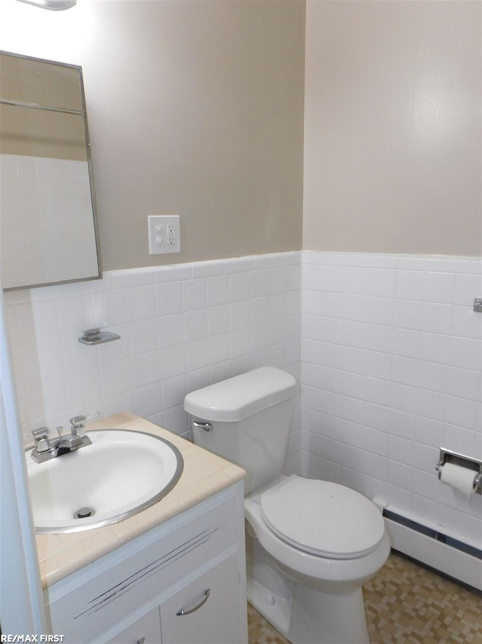 23371 Kelly Road, Unit 3 Eastpointe, MI 48021 - Photo 8 of 16