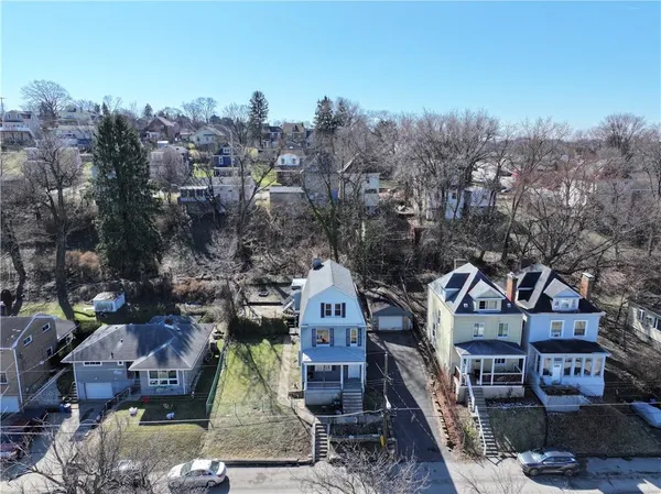 $1,500 | 335 Queensbury Street, Unit 1, Pittsburgh, PA 15205