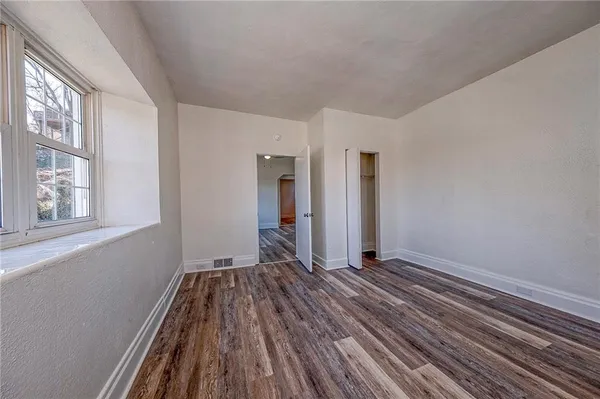 $1,500 | 335 Queensbury Street, Unit 1, Pittsburgh, PA 15205