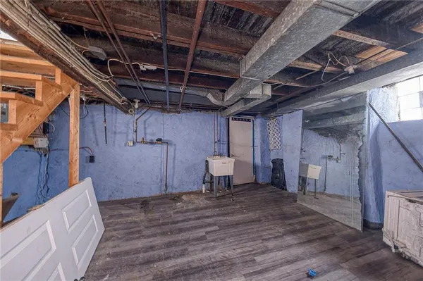 $1,500 | 335 Queensbury Street, Unit 1, Pittsburgh, PA 15205