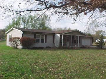 2501 Weaver Road Herrin, IL 62948 - Photo 1 of 3 Gallery Image 1