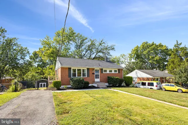 $685,000 | 6112 Paulonia Road, Alexandria, VA 22310