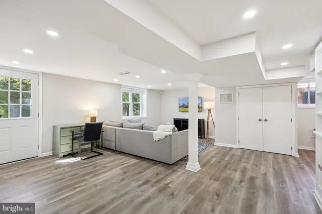 $685,000 | 6112 Paulonia Road, Alexandria, VA 22310