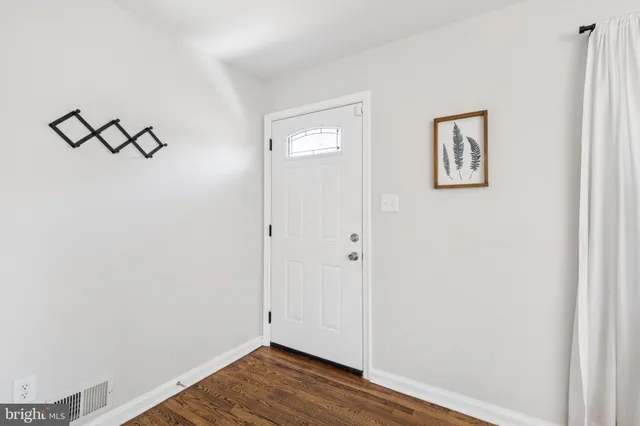 $685,000 | 6112 Paulonia Road, Alexandria, VA 22310