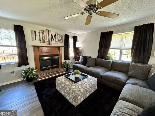 $294,900 | 1802 Golden Road West, Tifton, GA 31793