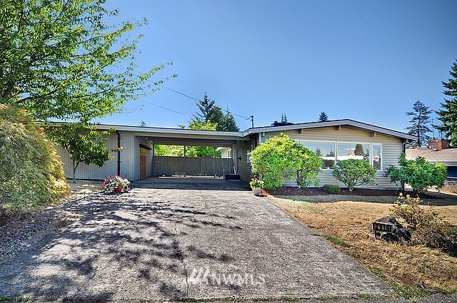 2919 Northeast 8th Place Renton, WA 98056 - Photo 2 of 14 Gallery Image 2