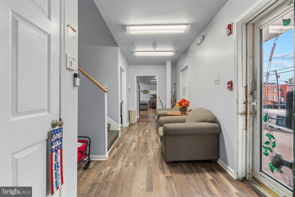 3921 Old York Road Baltimore, MD 21218 - Photo 4 of 23