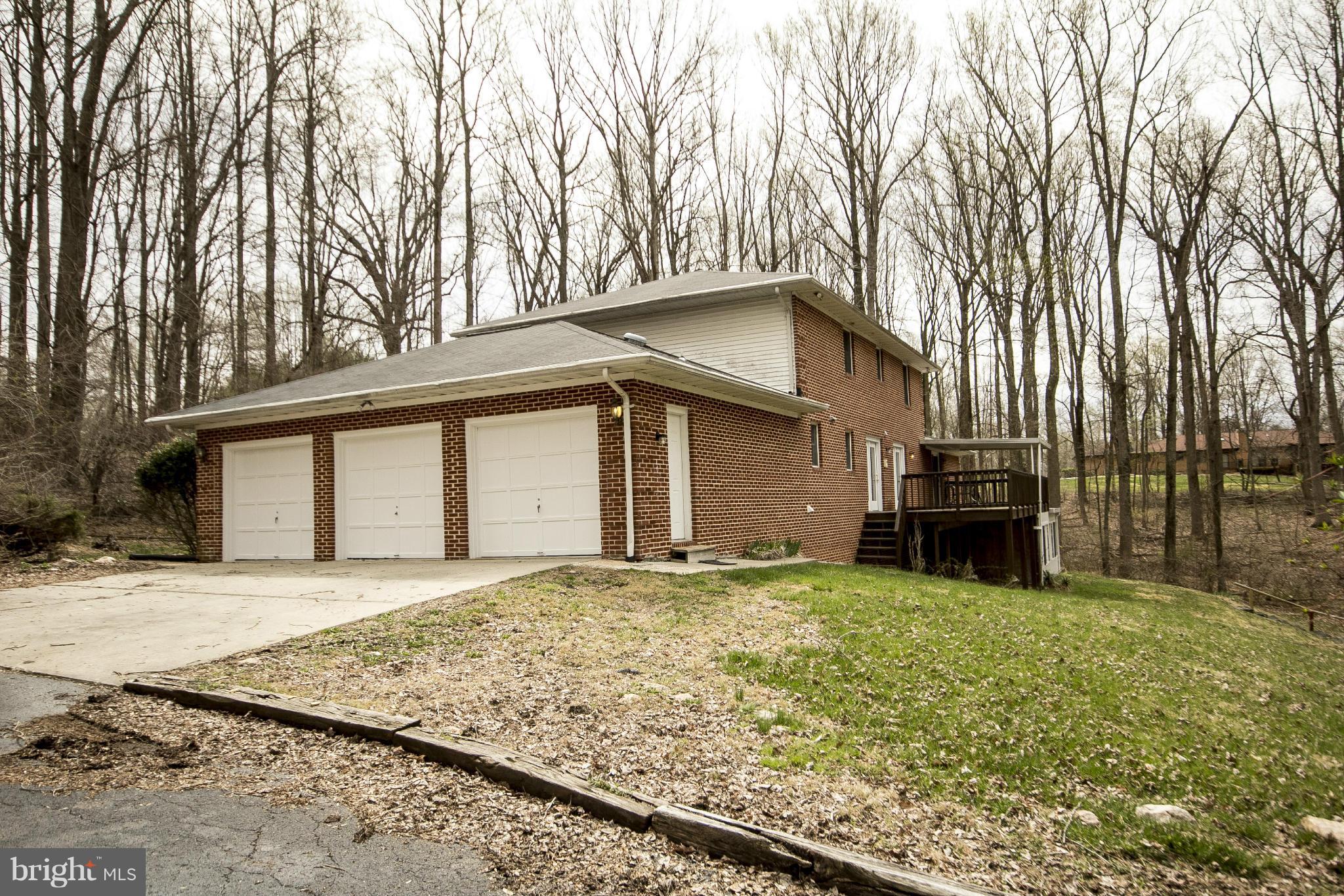 4202 Holbrook Road Randallstown, MD 21133 - Photo 27 of 30 View toward 3 Car Garage from Driveway