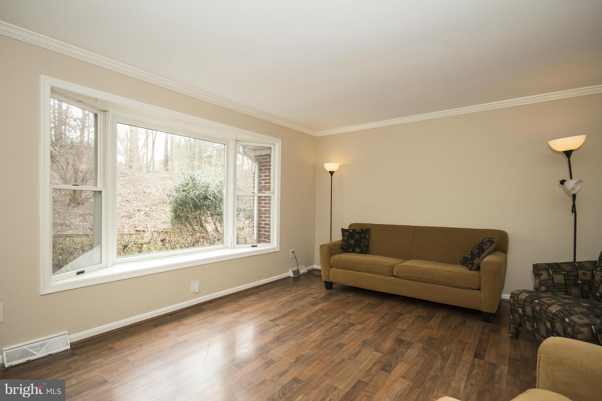 4202 Holbrook Road Randallstown, MD 21133 - Photo 5 of 30 Living Room