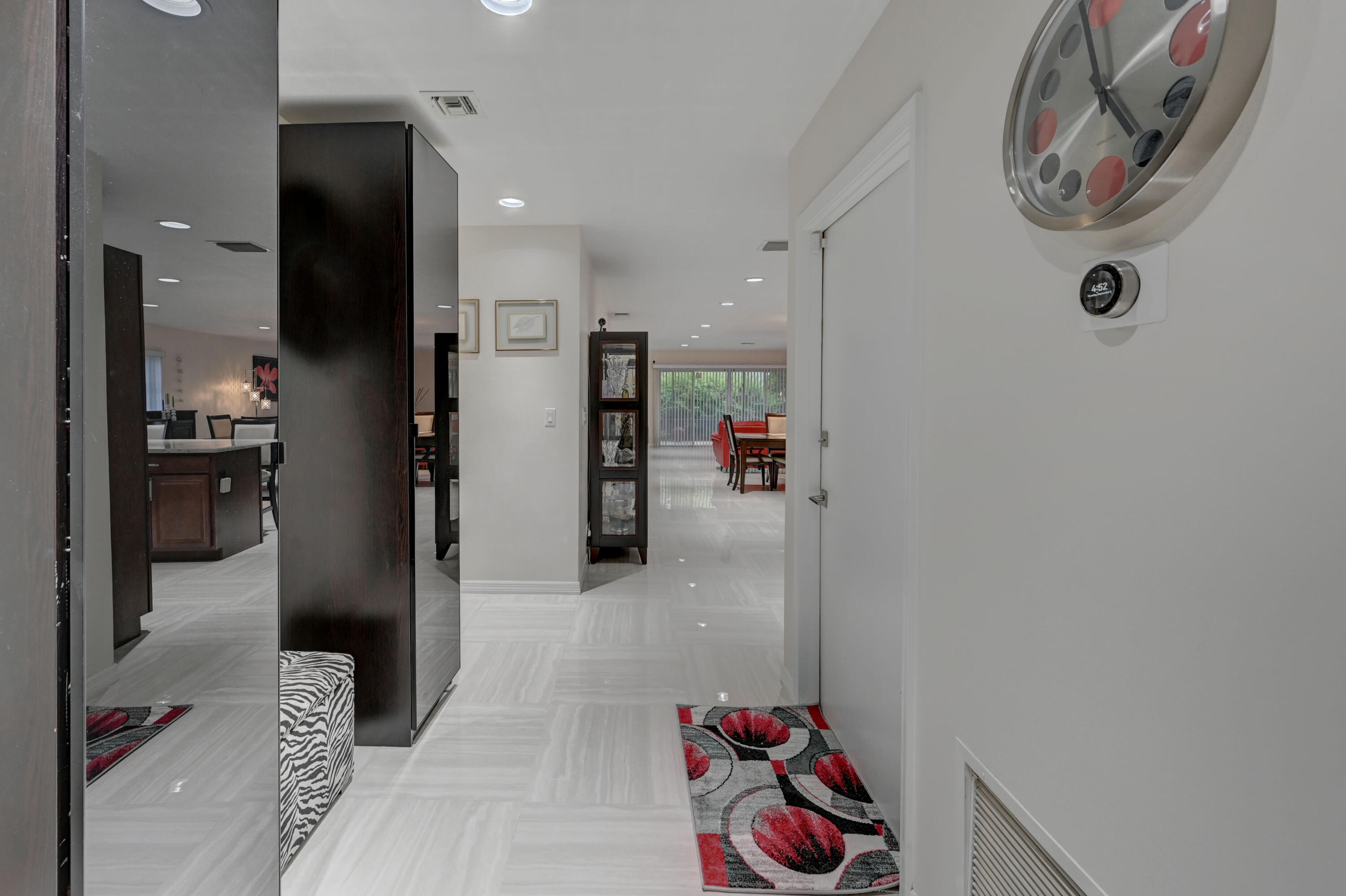 508 Southwest 1st Street Boca Raton, FL 33432 - Photo 2 of 35 FOYER