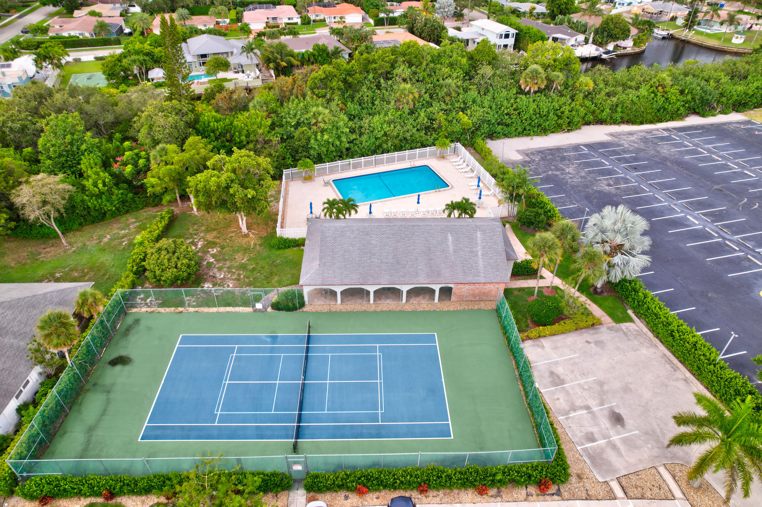 508 Southwest 1st Street Boca Raton, FL 33432 - Photo 34 of 35 TENNIS/PICKELBALL