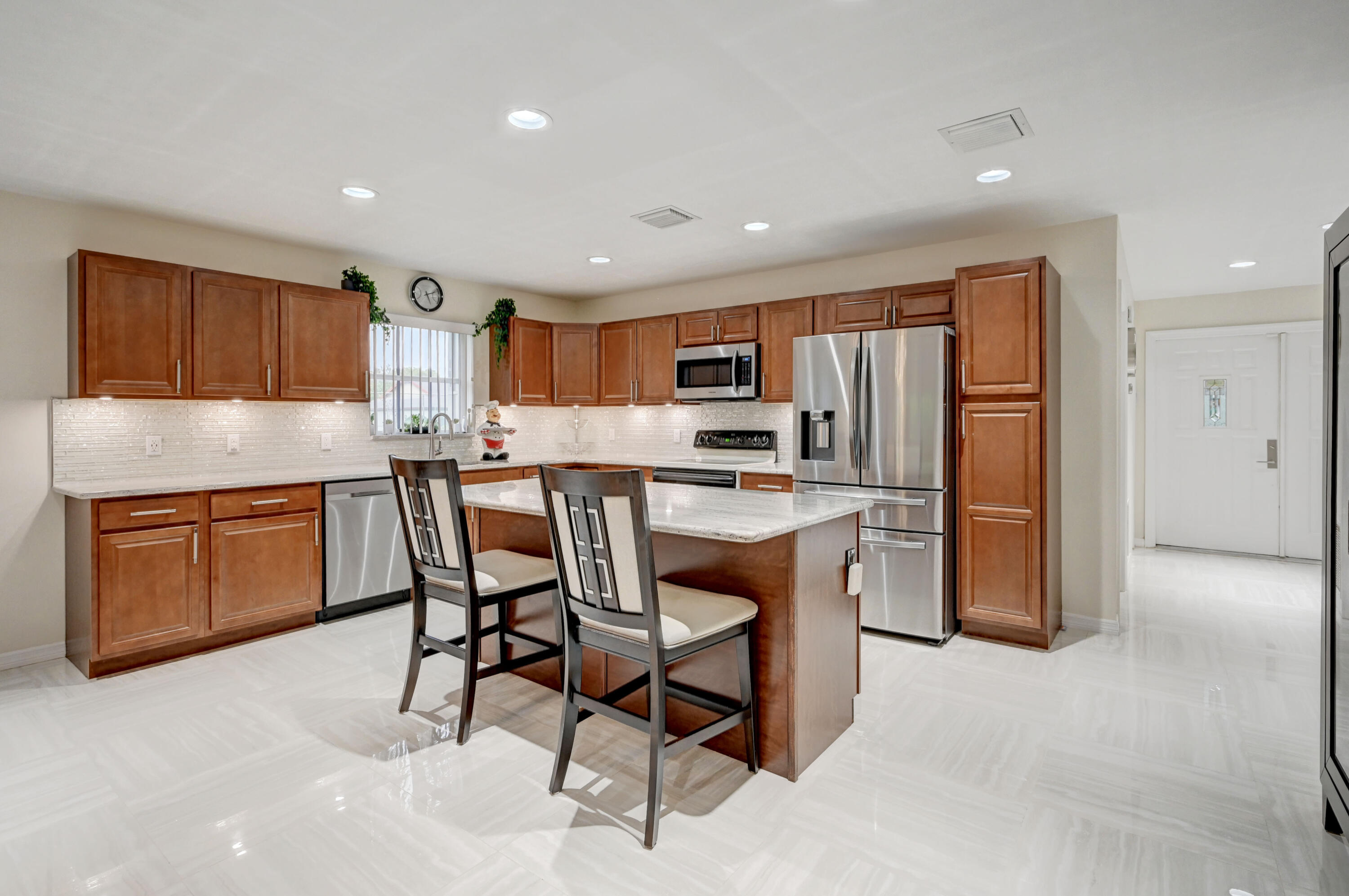 508 Southwest 1st Street Boca Raton, FL 33432 - Photo 8 of 35 KITCHEN