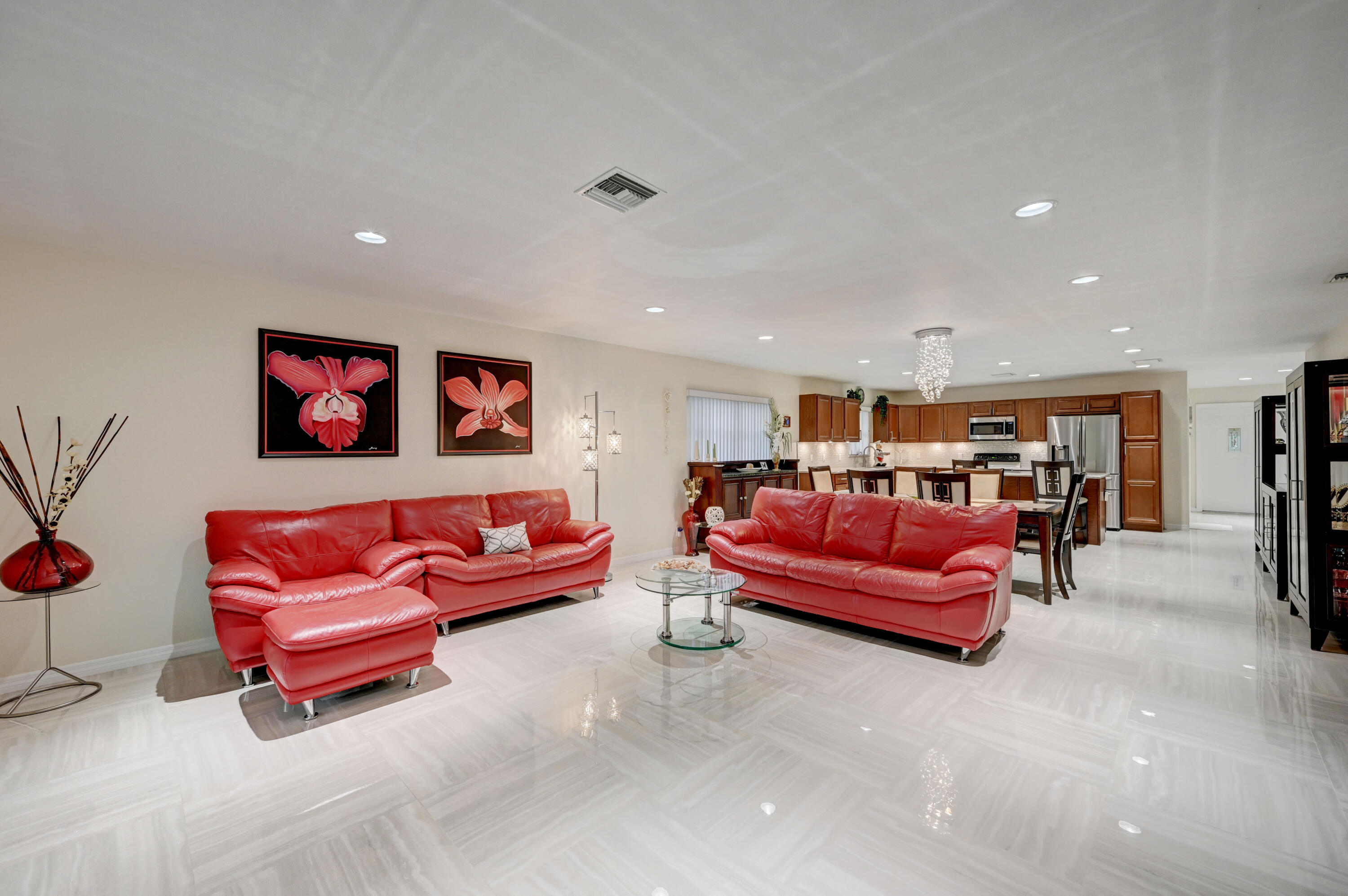 508 Southwest 1st Street Boca Raton, FL 33432 - Photo 9 of 35 LIVING AREA