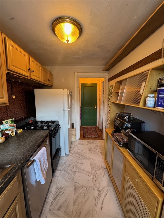 10 Lindall Place, Unit 3 Boston, MA 02114 - Photo 10 of 10