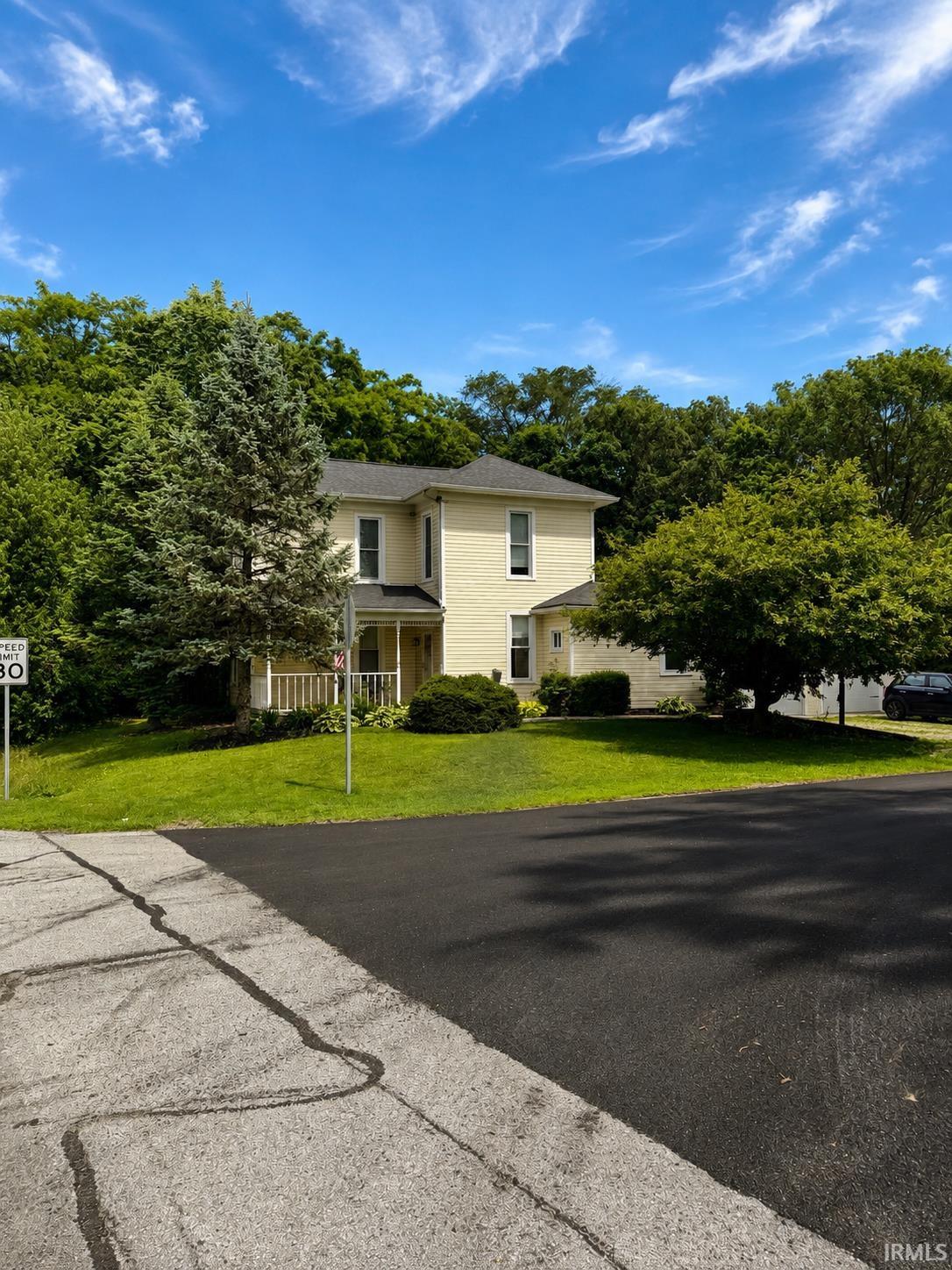 702 Washington Street Burlington, IN 46915 - Photo 1 of 44