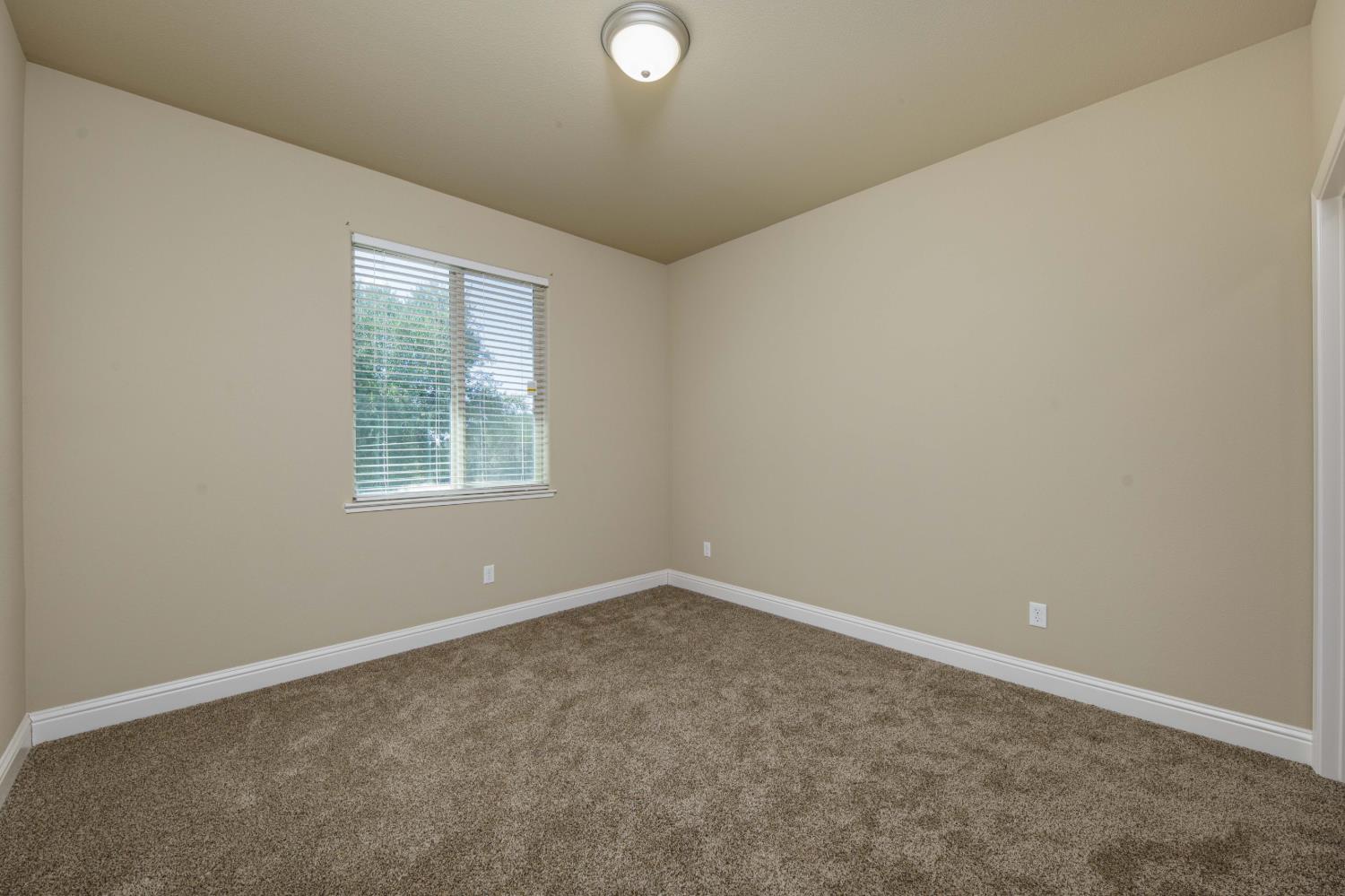 5004 Lake View Road Valley Springs, CA 95252 - Photo 32 of 69 Gallery Image 32