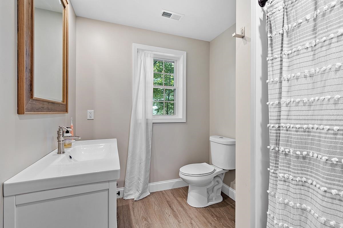 98 Huse Road Manchester, NH 03103 - Photo 16 of 26
