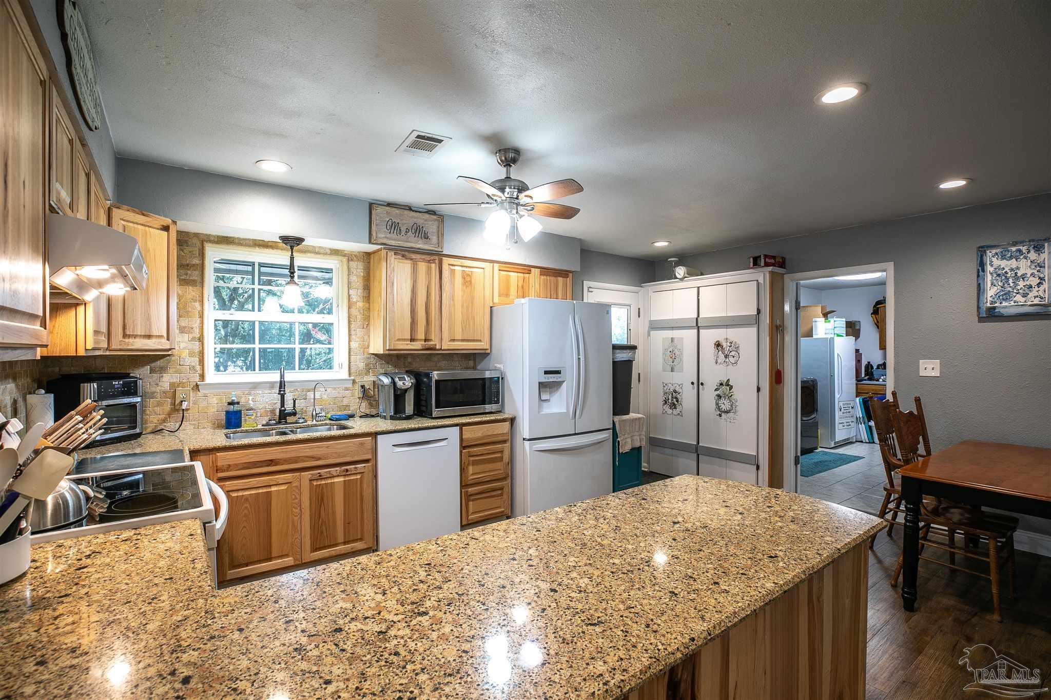 705 Bocage Road Pensacola, FL 32534 - Photo 15 of 36 Gallery Image 15