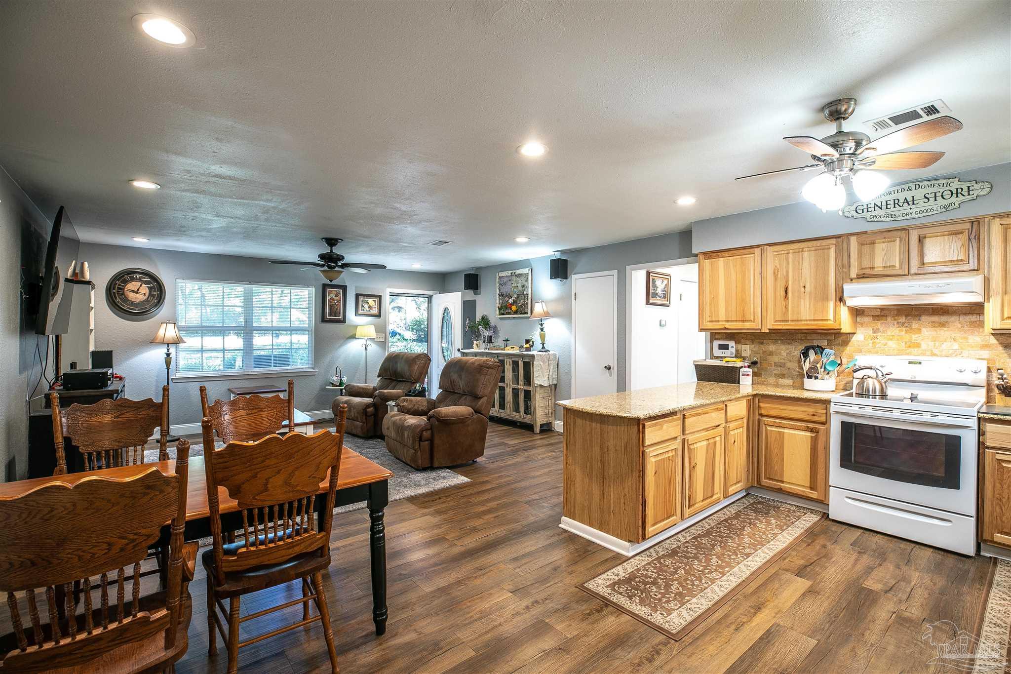 705 Bocage Road Pensacola, FL 32534 - Photo 16 of 36 Gallery Image 16