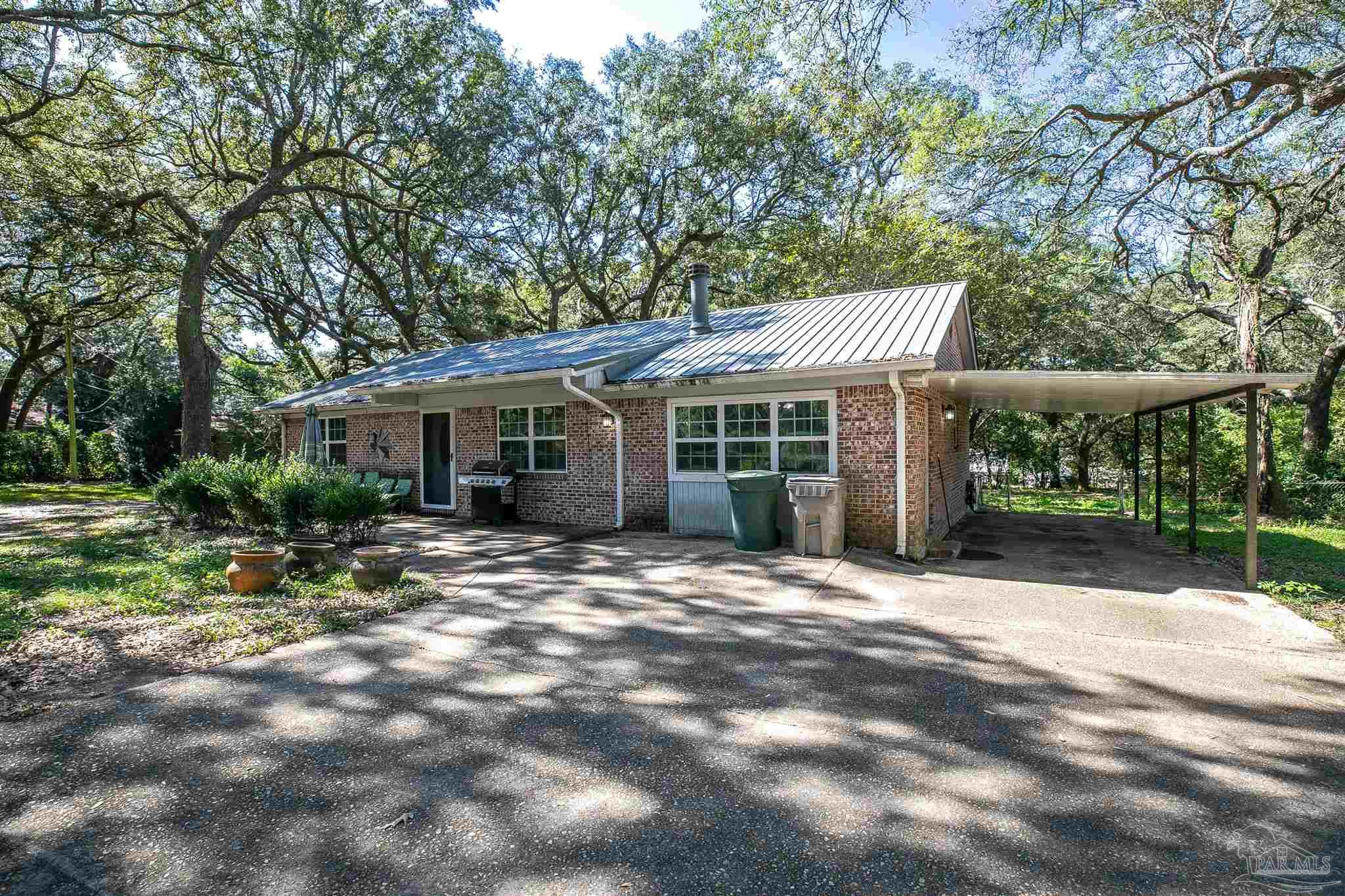 705 Bocage Road Pensacola, FL 32534 - Photo 2 of 36 Gallery Image 2