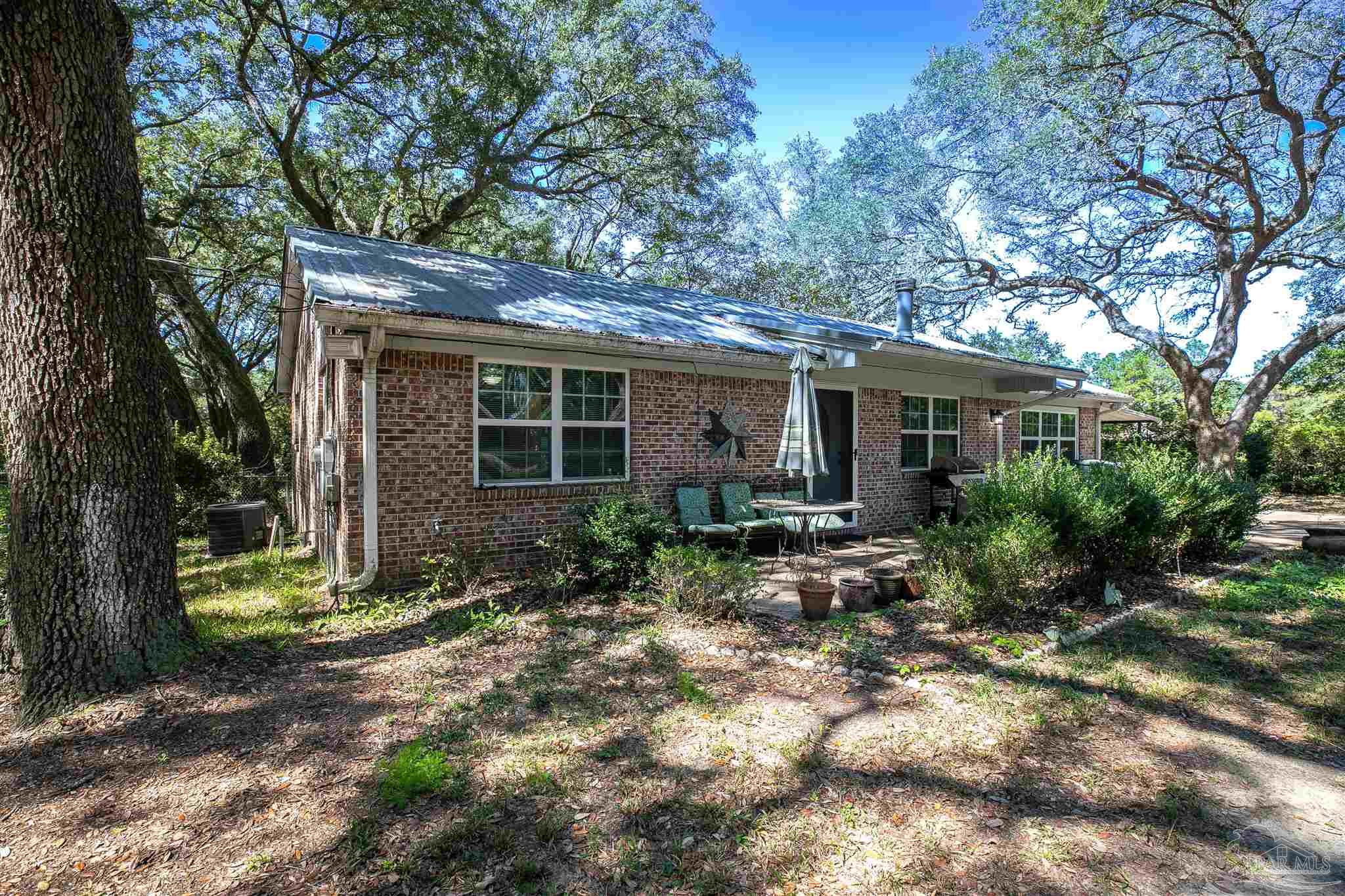 705 Bocage Road Pensacola, FL 32534 - Photo 10 of 36 Gallery Image 10