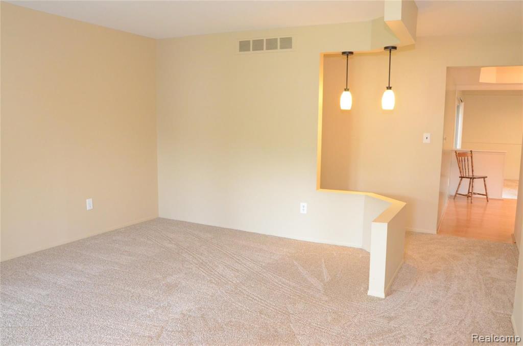 43077 Avon Road Canton, MI 48187 - Photo 17 of 52