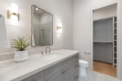 $2,950,000 | 8320 Cedarspur Drive, Houston, TX 77055