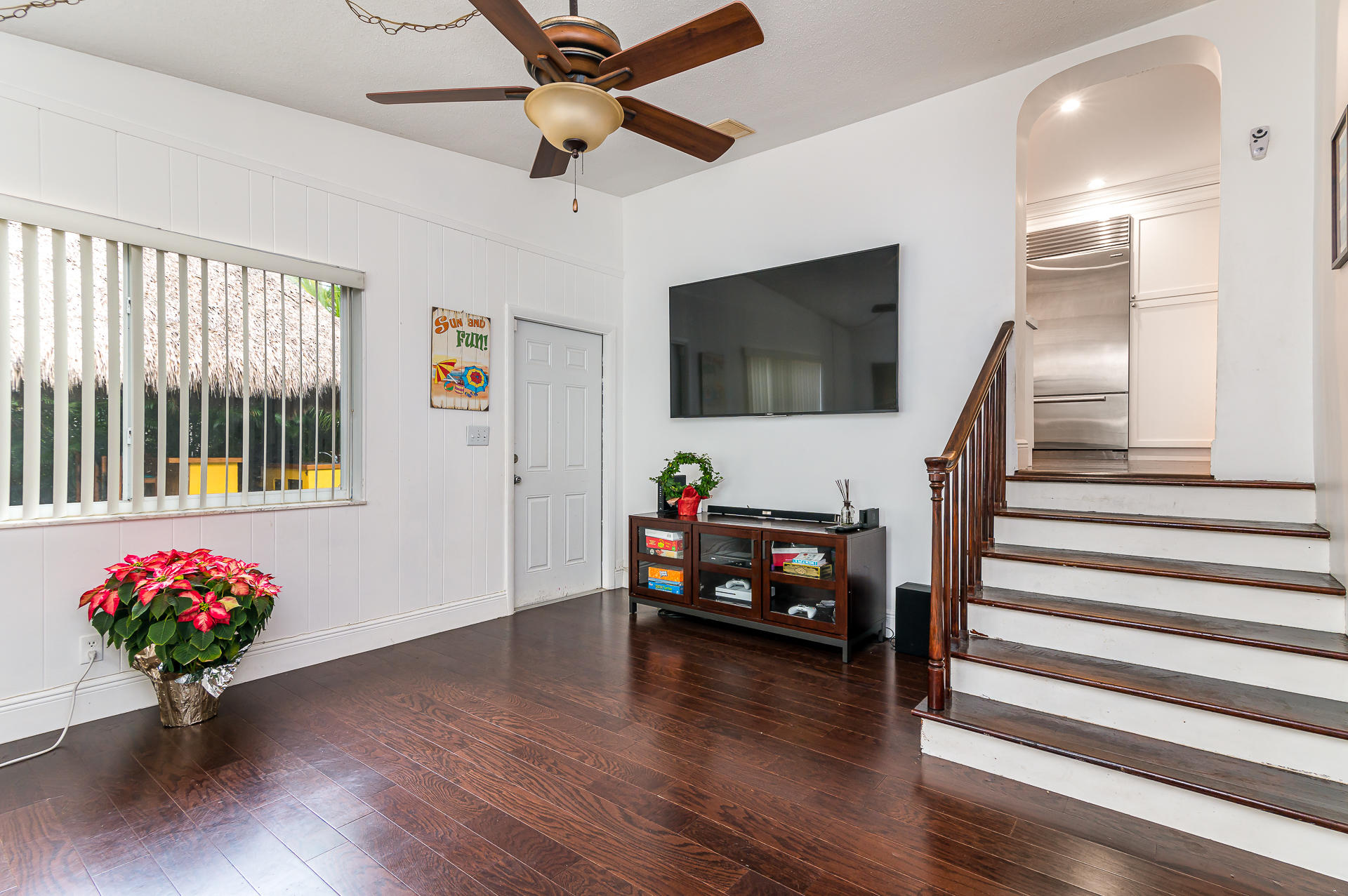 1235 Northeast 4th Court Boca Raton, FL 33432 - Photo 8 of 26 photo-6
