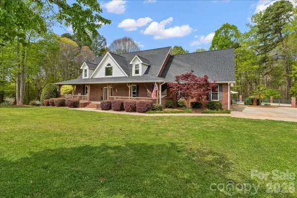 $849,900 | 5911 Mundy Road, Denver, NC 28037
