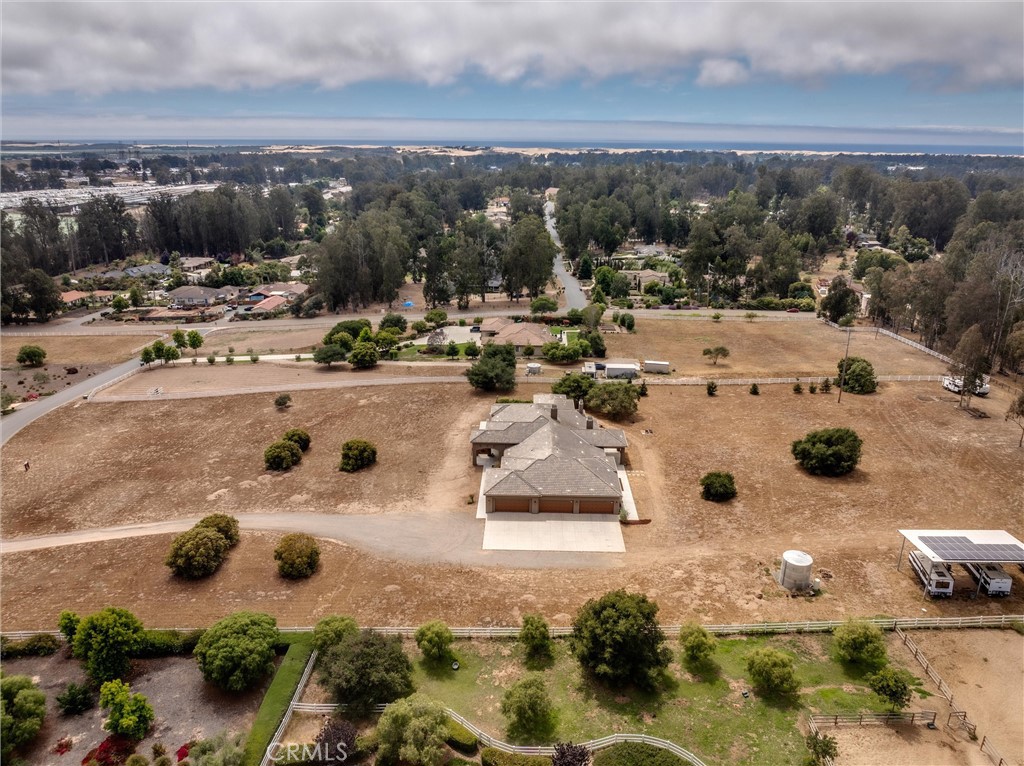 1950 Lemon Ranch Road Arroyo Grande, CA 93420 - Photo 37 of 38 an aerial view of a houses with a beach