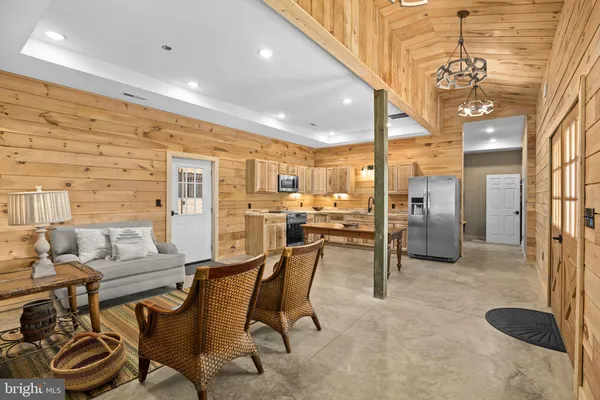 $1,175,000 | 1815 Country Road, Beaverdam, VA 23015