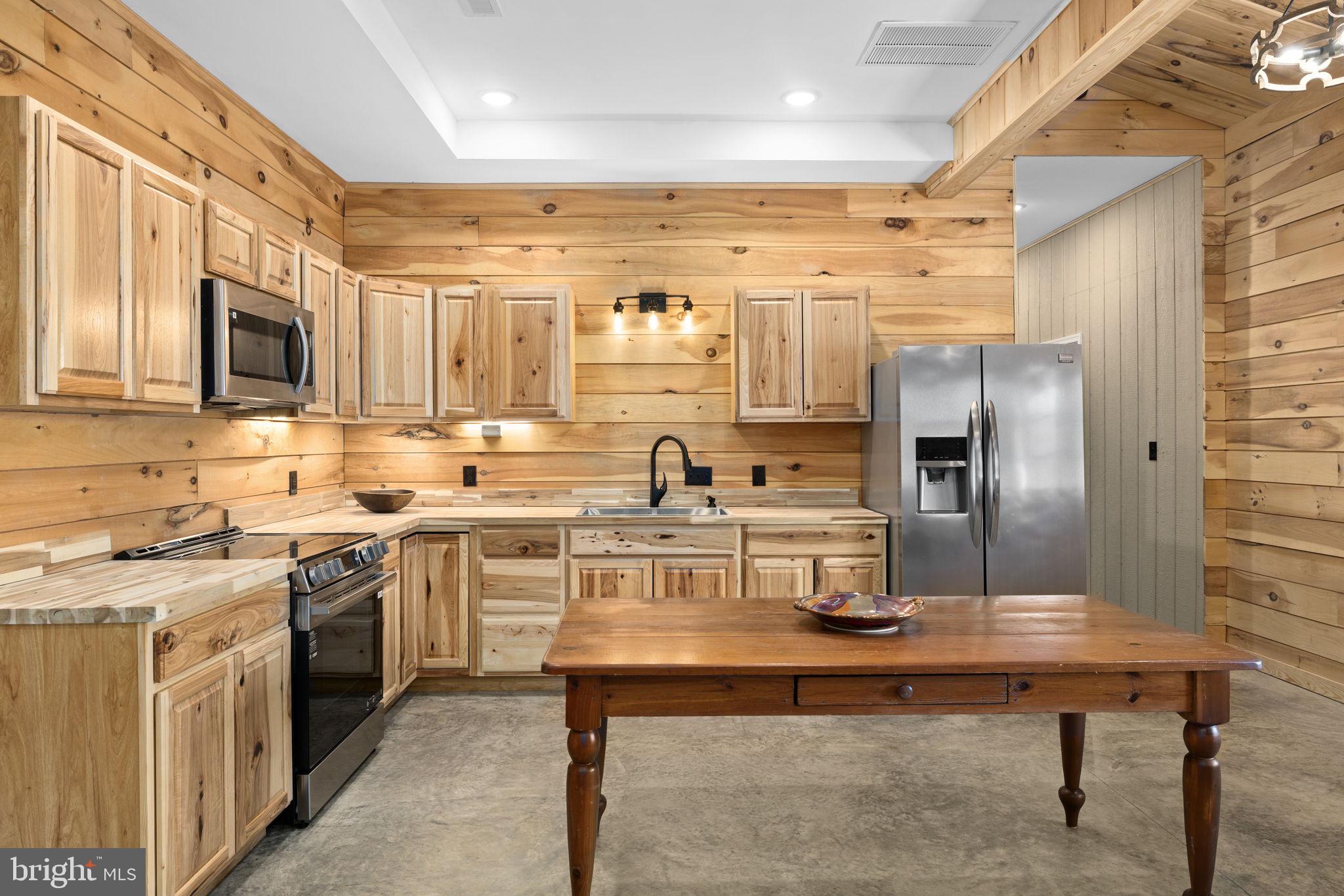 1815 Country Road Beaverdam, VA 23015 - Photo 7 of 98 Barn - natural wood cabinets throughout