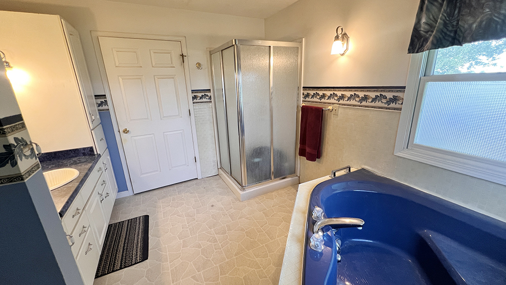 14474 Lyndon Road Morrison, IL 61270 - Photo 18 of 31 a view of a hallway with front door