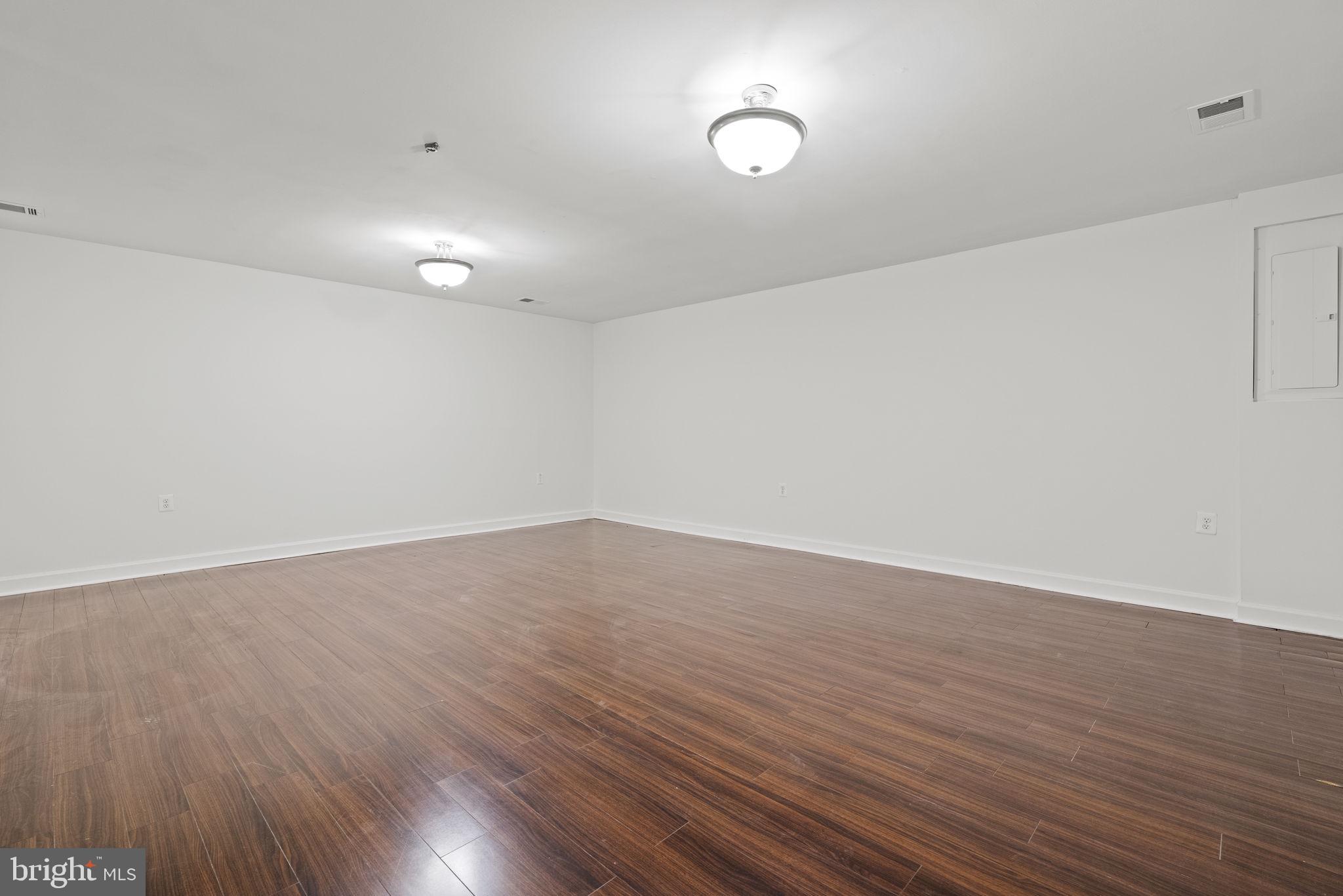 2950 Seminole Road Woodbridge, VA 22192 - Photo 27 of 35 Family Room