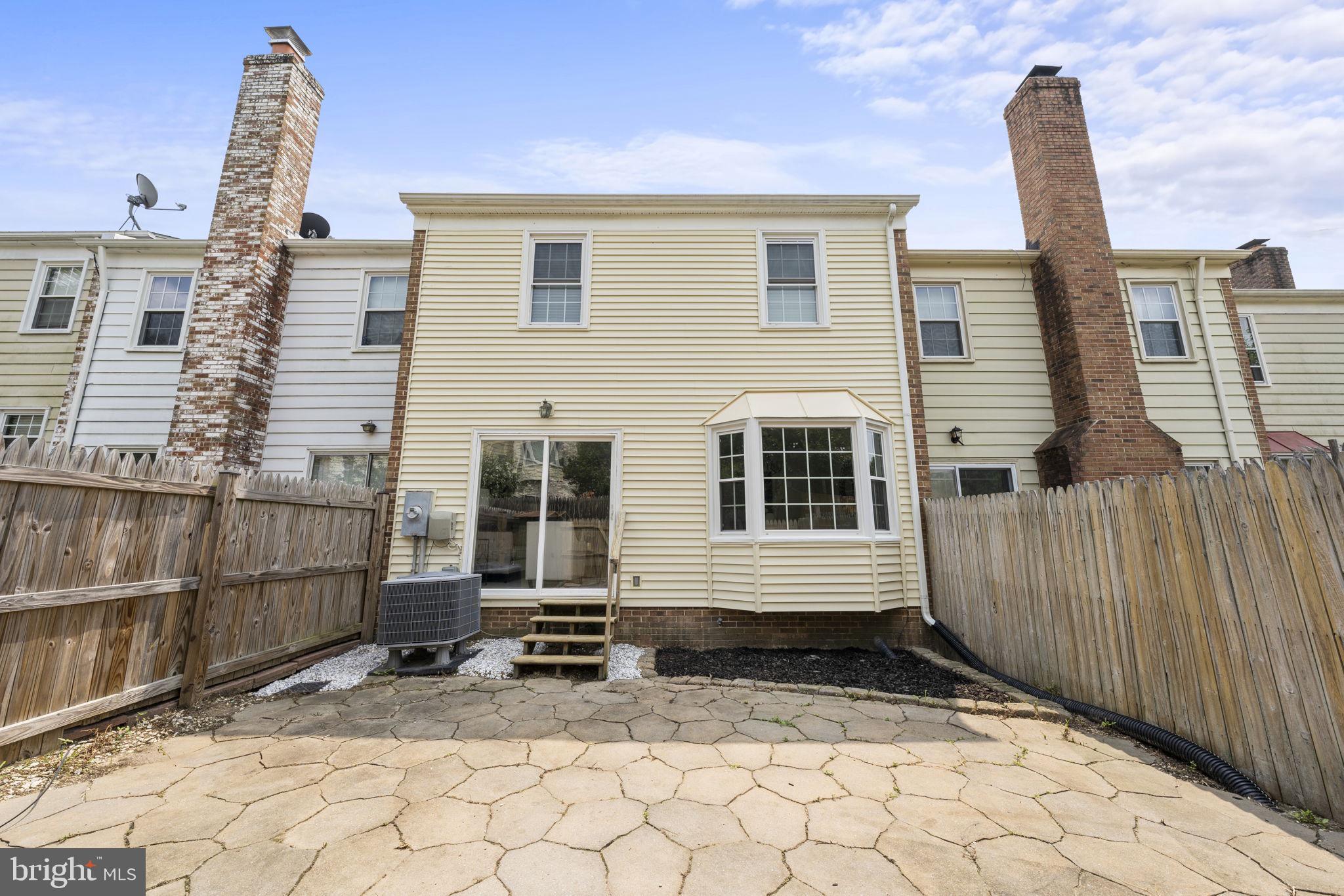 2950 Seminole Road Woodbridge, VA 22192 - Photo 33 of 35 Exterior Rear