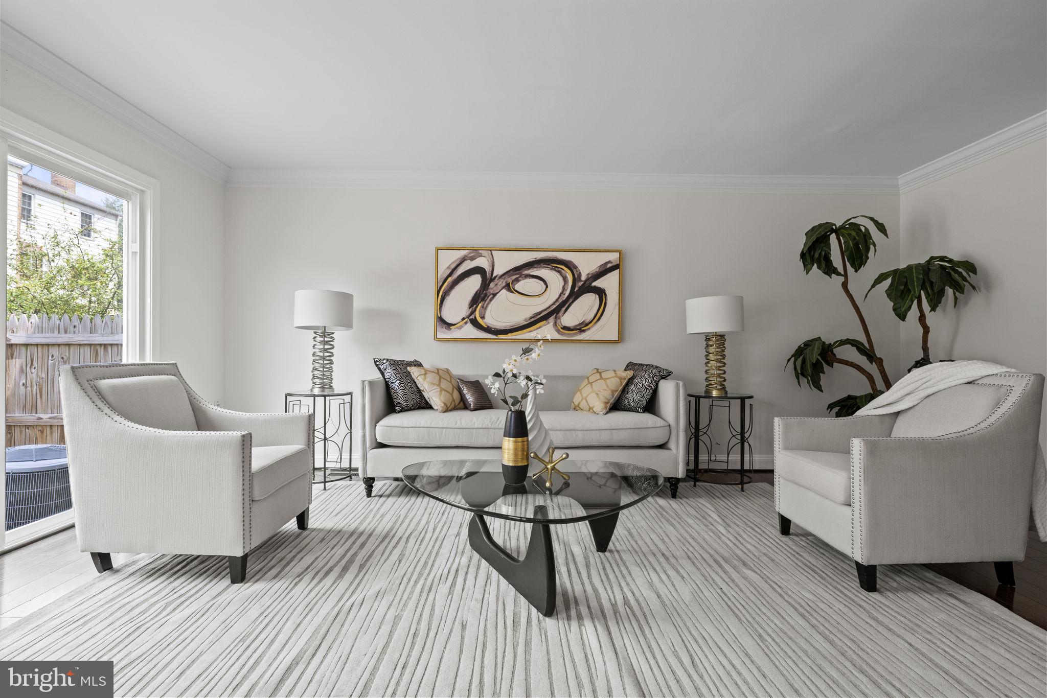 2950 Seminole Road Woodbridge, VA 22192 - Photo 6 of 35 Living Room