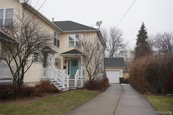 $149,900 | 35726 Brush Street, Unit 3, Wayne, MI 48184